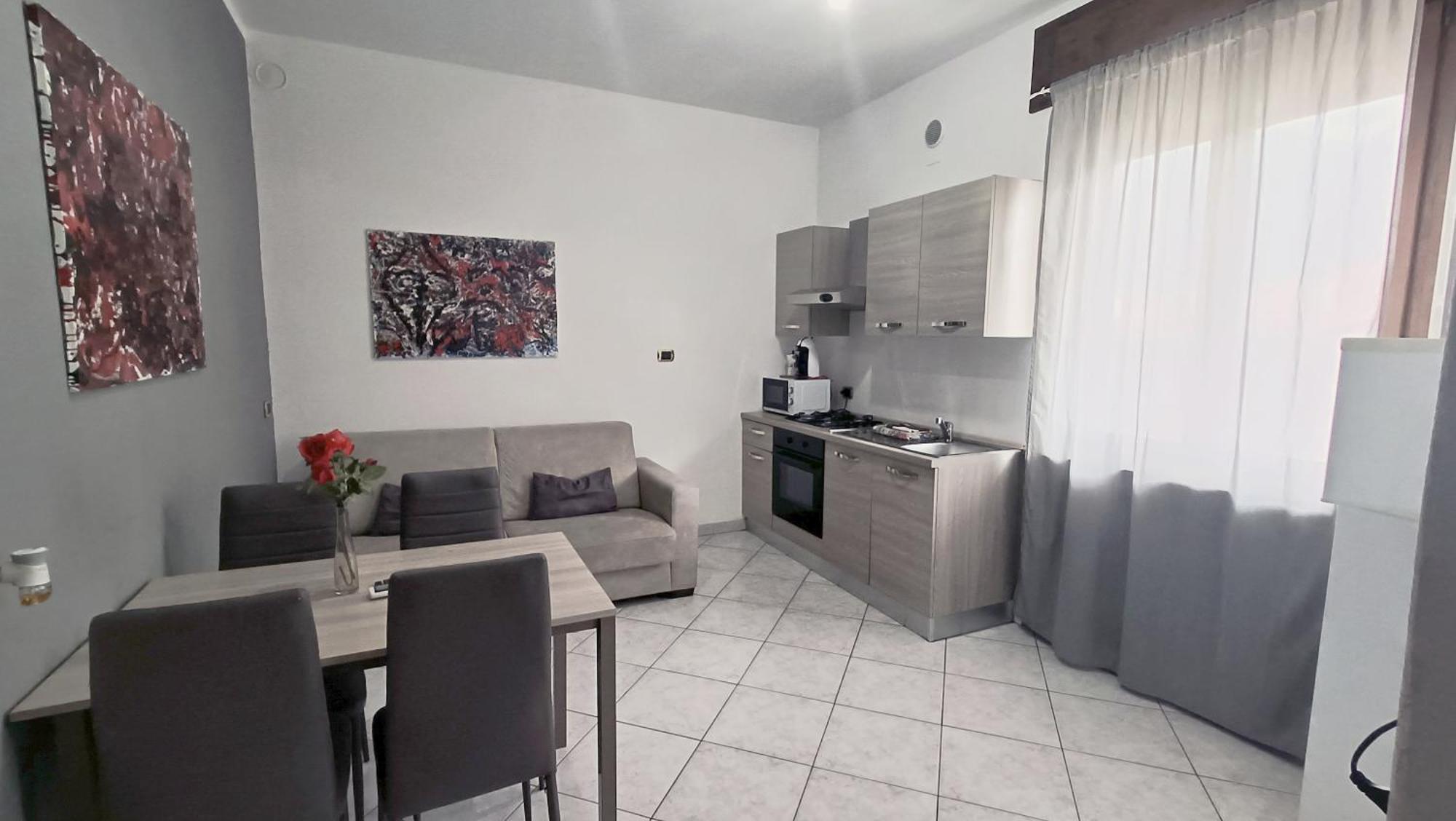 Affittacamere Valchiavenna - Foresteria Lombarda Con Parcheggio Privato Sul Posto! Apprezzata Gestione Familiare Dal 2012, Qualita-Prezzo Top! "Guest-House With Private Parking On Site! Appreciated Family Management Since 2012, Quality-Price Top!" Dış mekan fotoğraf