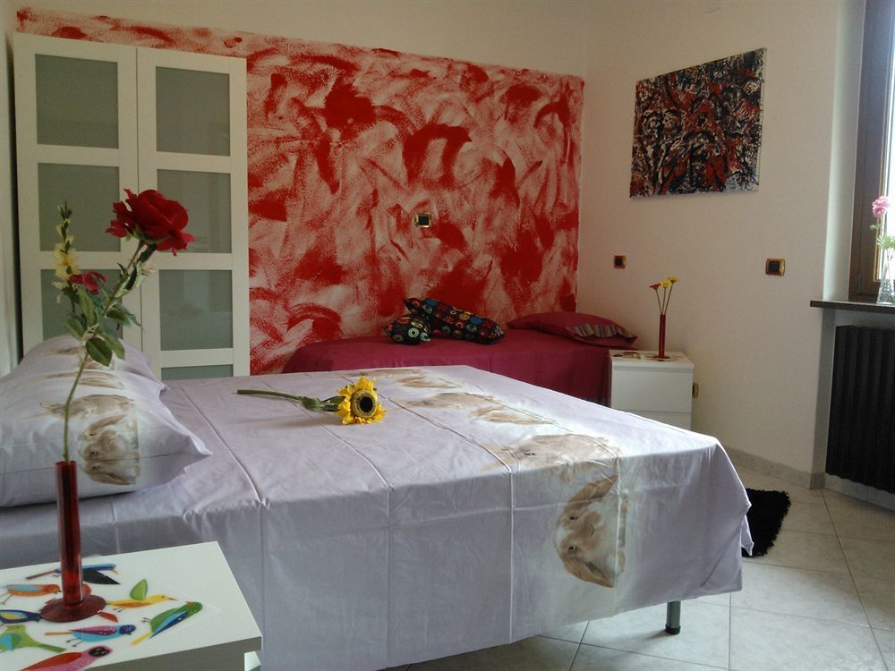 Affittacamere Valchiavenna - Foresteria Lombarda Con Parcheggio Privato Sul Posto! Apprezzata Gestione Familiare Dal 2012, Qualita-Prezzo Top! "Guest-House With Private Parking On Site! Appreciated Family Management Since 2012, Quality-Price Top!" Dış mekan fotoğraf