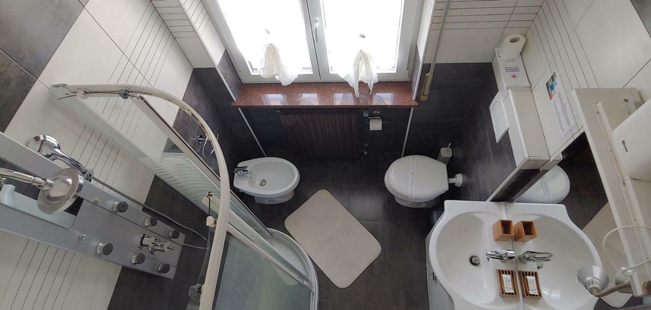 Affittacamere Valchiavenna - Foresteria Lombarda Con Parcheggio Privato Sul Posto! Apprezzata Gestione Familiare Dal 2012, Qualita-Prezzo Top! "Guest-House With Private Parking On Site! Appreciated Family Management Since 2012, Quality-Price Top!" Dış mekan fotoğraf